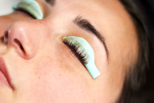 Russian Volume Infill (2 - 3 Weeks)